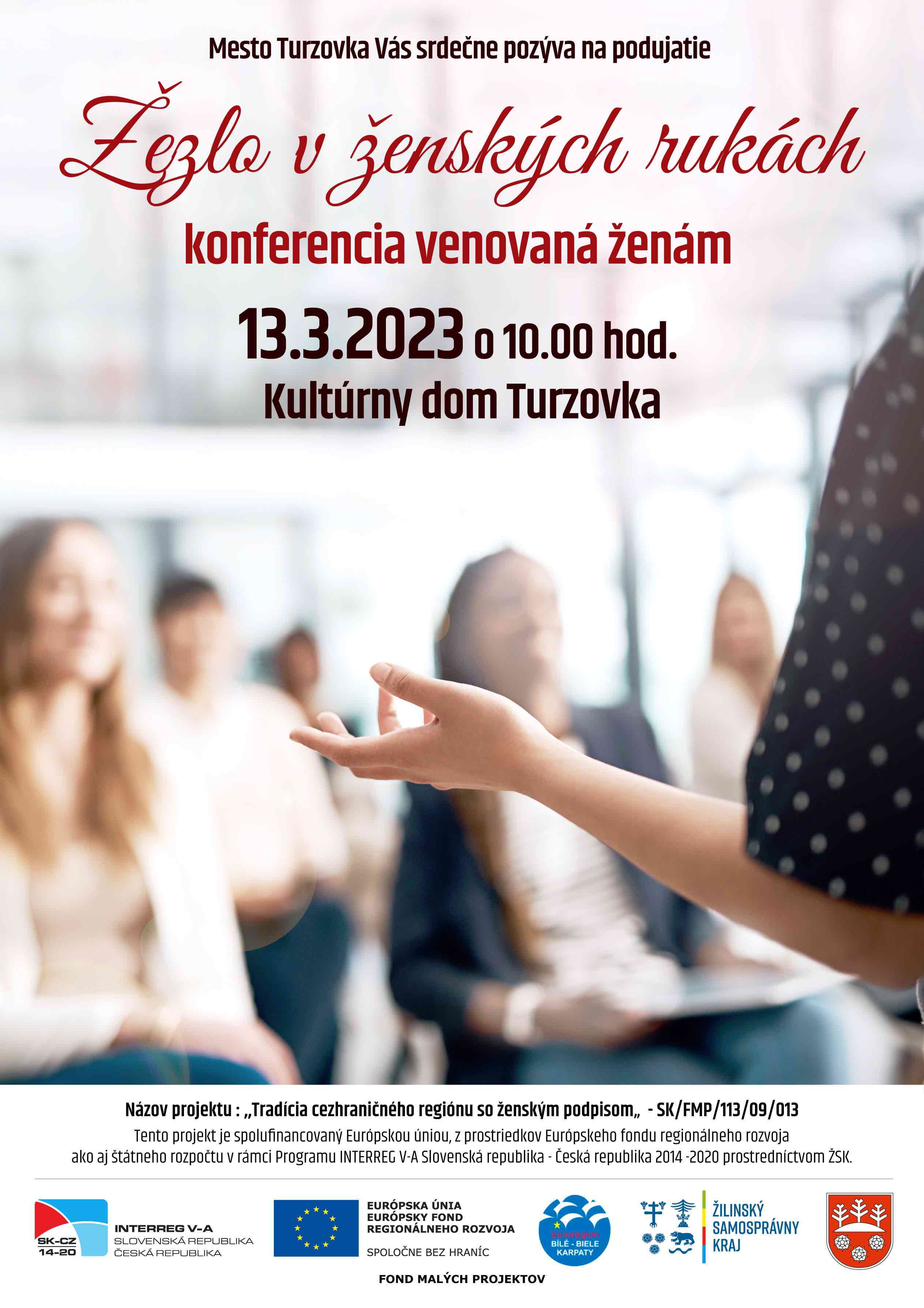1 plakat zezlo v z enskch rukch